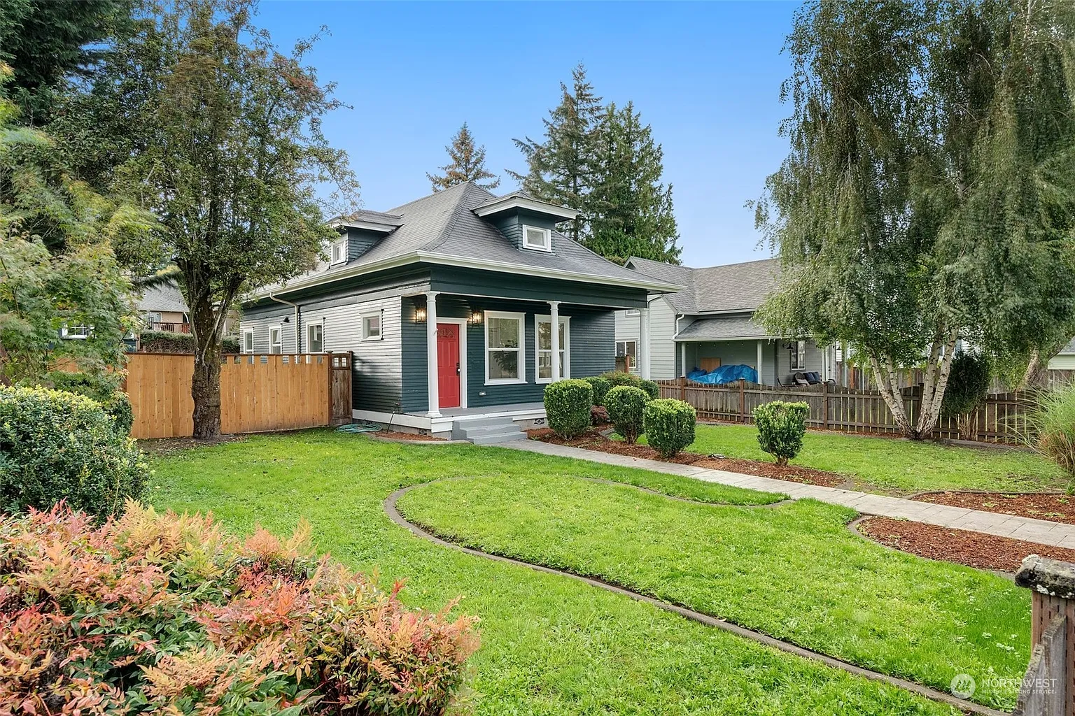 4840 Yakima Avenue photo 1
