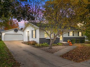 1207 Hietpas St, Little Chute, WI 54140