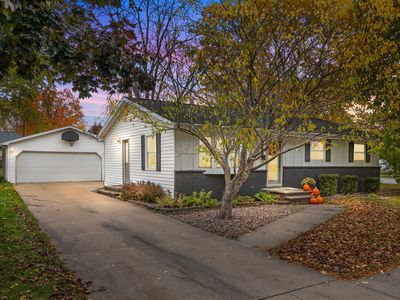 1207 Hietpas St, Little Chute, WI, 54140