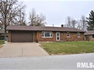 2701 Ken Ray Dr, Quincy, IL 62301