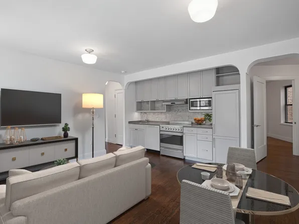 62 Leroy Street image 1 of 18