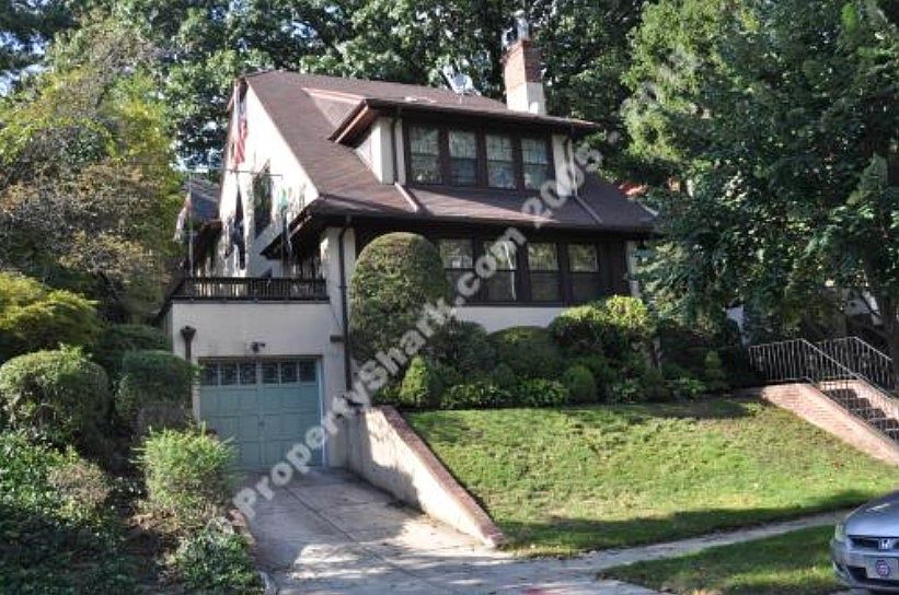 1st image of 11221 84th Ave