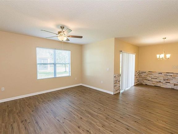 2nd image of 149 Tracy Cir