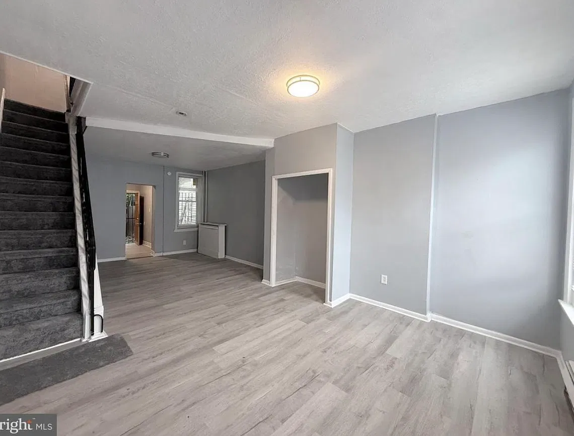 3 bed, 1136 sqft, $1,650 — Photo 4