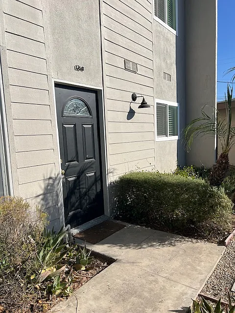 2 bed, 1.5 bath, $3,695 — Photo 2