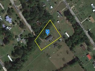 22361 Pine Village Dr, Laurinburg, NC 28352