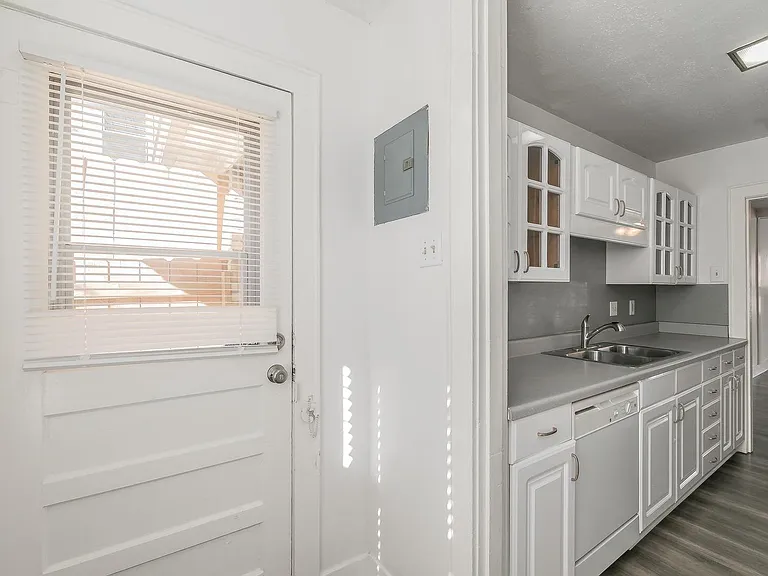 4305 El Campo Ave — Photo 15