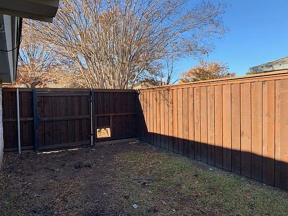 5th image of 1206 Oakmont Ct