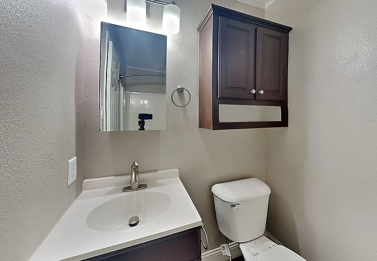 1416 Record Crossing Rd — Photo 12