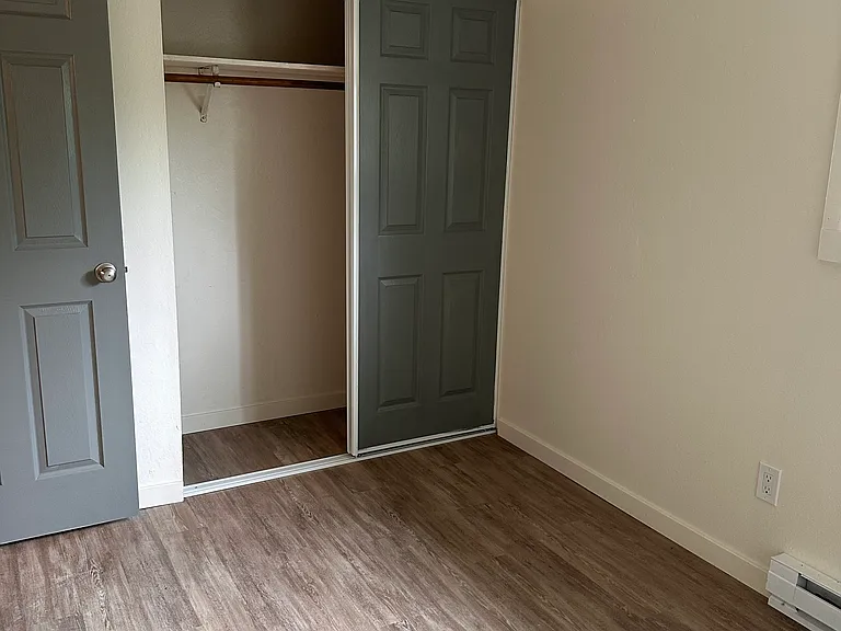 2425 SW Leonard St #7 — Photo 7
