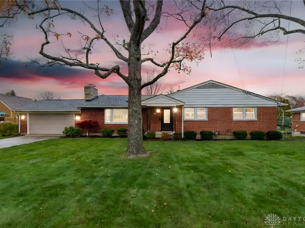 121 Stolz Dr, Middletown, OH 45042