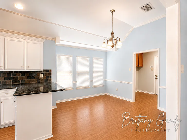 6037 Braeburn Ct — Photo 51