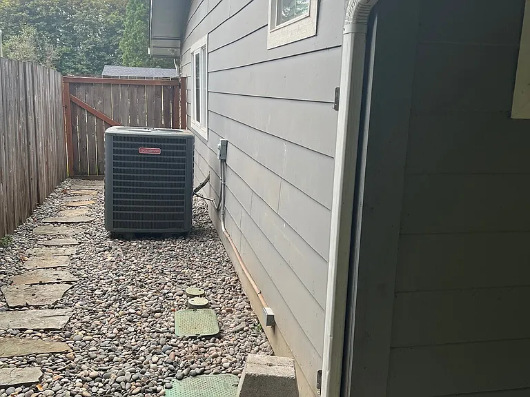 11309 NE Conifer Dr — Photo 28