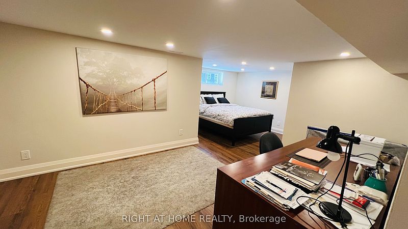 Toronto House for rent - 4 Bedrooms — photo 33
