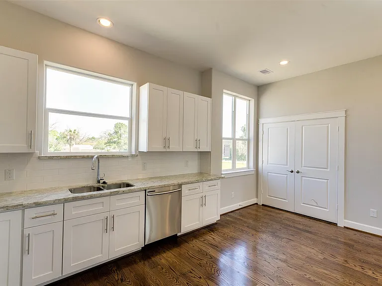 1815 Napa Creek Ln — Photo 20