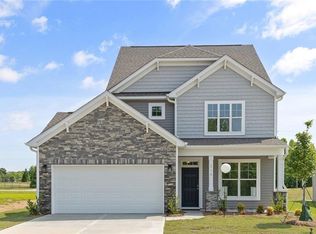 316 Blooming Maple Dr, Kernersville, NC 27284