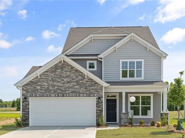 316 Blooming Maple Dr, Kernersville, NC 27284