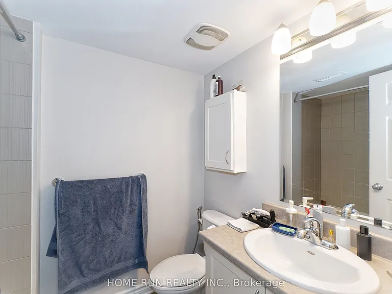 613 Chapman Mills Dr #B — Photo 15