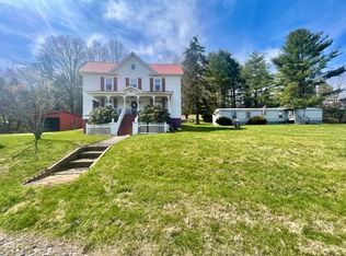 74 Holstein Ln, Fries, VA 24330