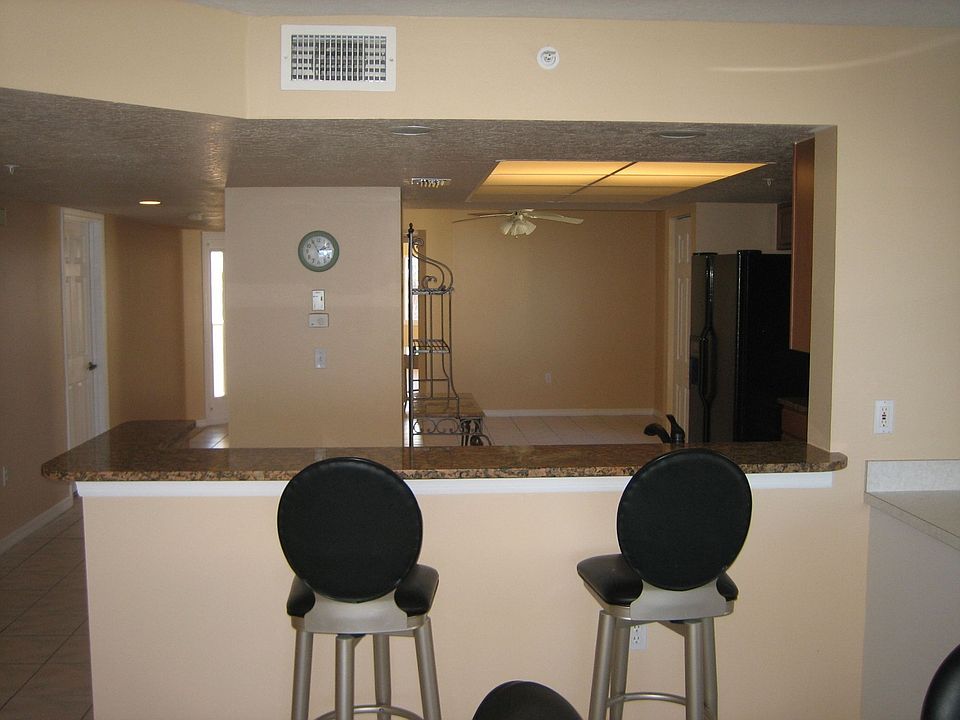 Kitchen Bar