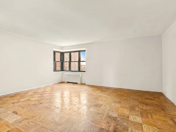 417 Grand St APT D1005, New York, NY 10002