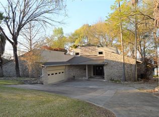 181 Lake Oaks Blvd, Coldspring, TX 77331