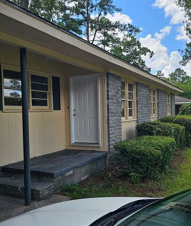 1st image of 1509 Miramar St
