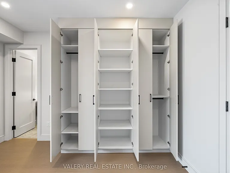 131 Dovercourt Rd #2 — Photo 17