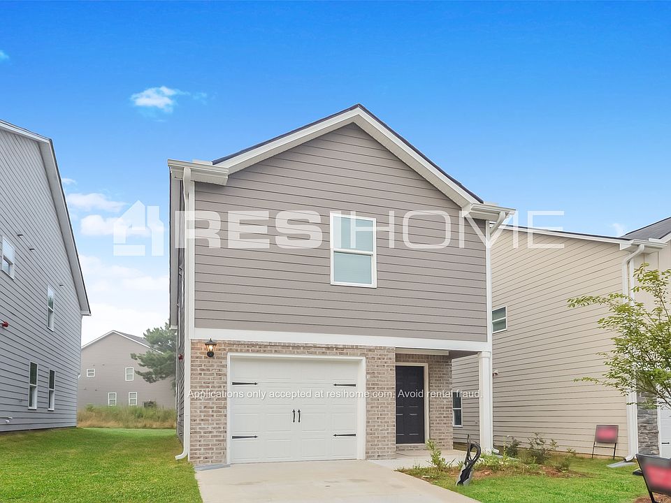 1st image of 2005 Briar Creek Ct NE