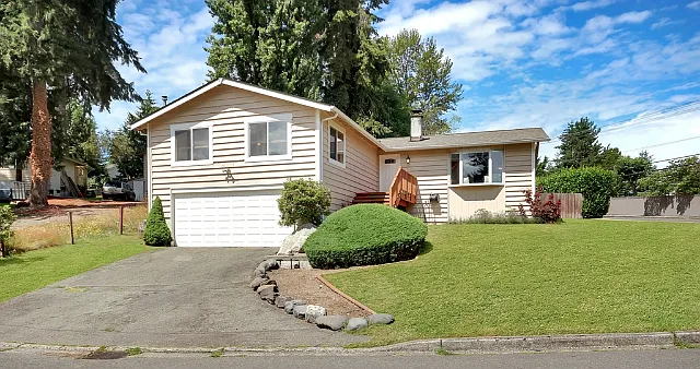 34403 28th Pl SW photo 1