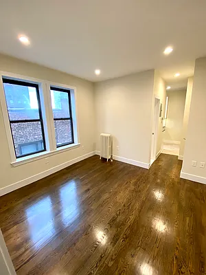 Rented by LRGNY Group, Inc. | media 18