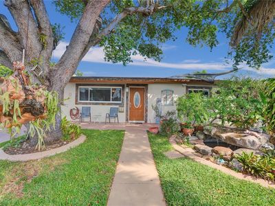 7825 NW 174th St, Hialeah, FL, 33015