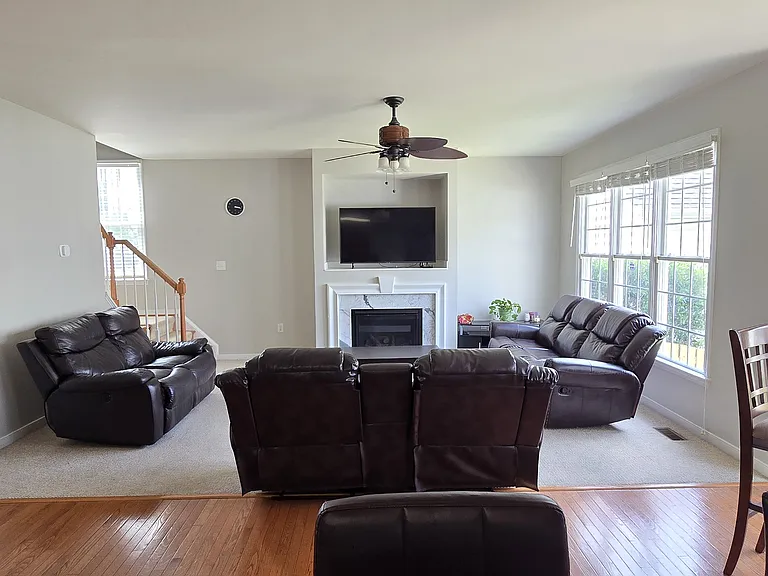 4804 Coachmans Landing Ct — Photo 22