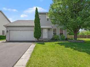 2069 Wedgewood Cir, Romeoville, IL 60446