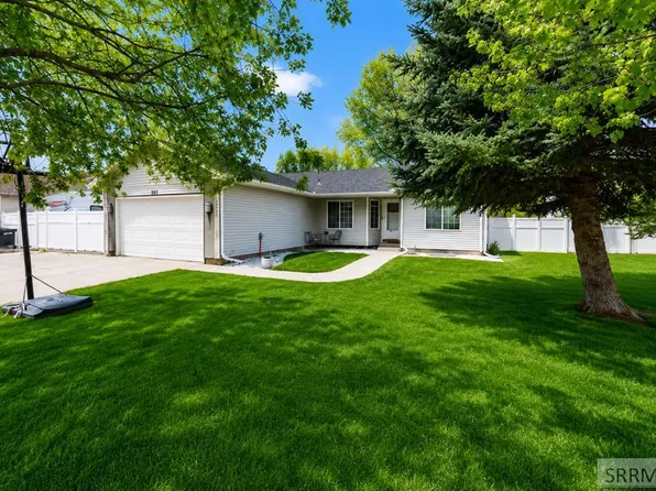 1862 S Eagle Pointe Dr, Ammon, ID 83406