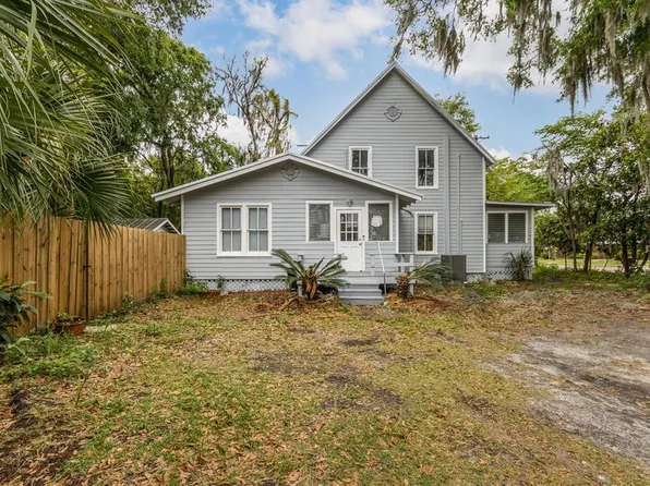 2523 NW 6th St APT 3, Gainesville, FL 32609