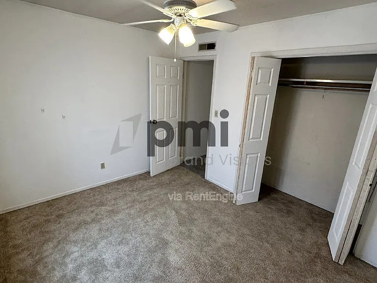 1612 University Dr — Photo 11