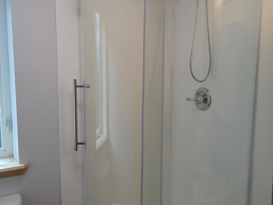2nd image of 110 Alex Hatley Dr #B