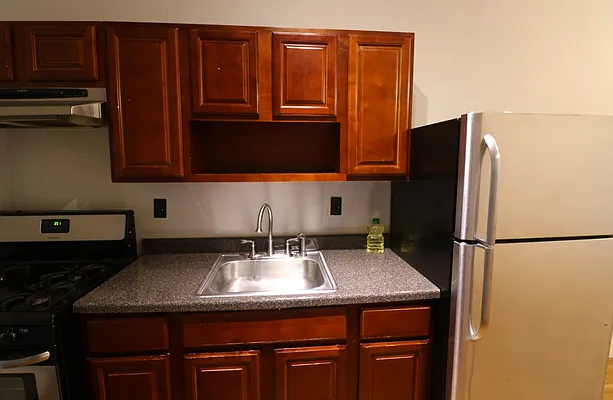 Rented by Compass | media 51