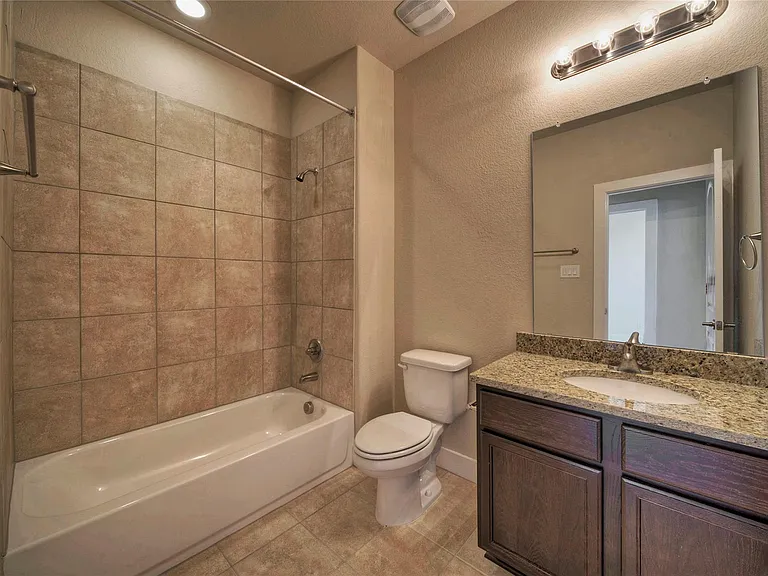 508 High Tech Dr #B — Photo 20