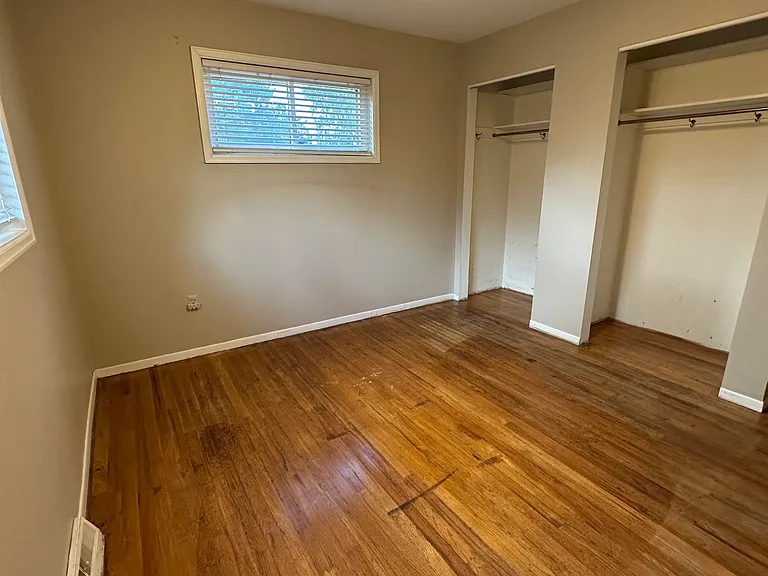 1305 S Benton St — Photo 13