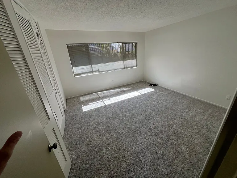 25120 Huron St — Photo 21