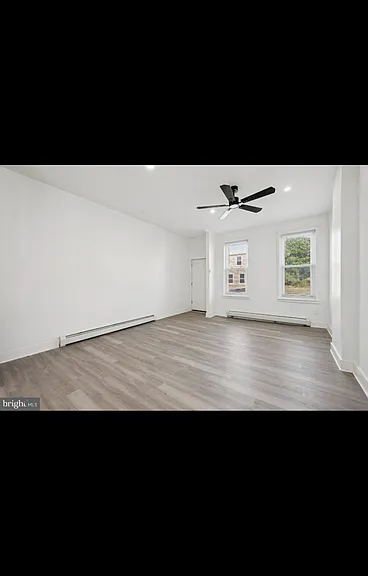718 Spruce St — Photo 2