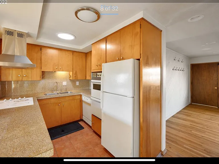 1308 SW Melrose Ave #2X1 — Photo 3