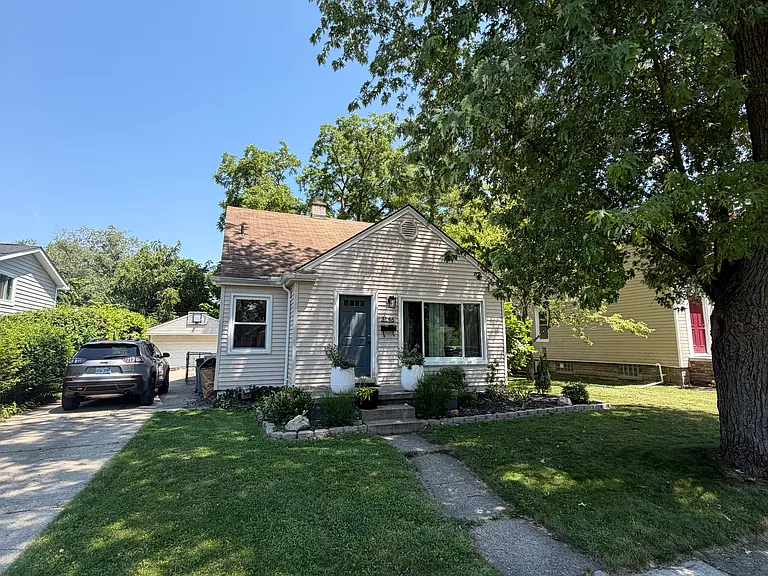 3146 Kipling Ave — Photo 2
