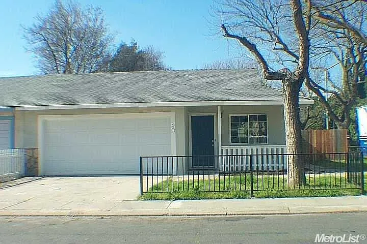 237 Carmillita Way photo 1