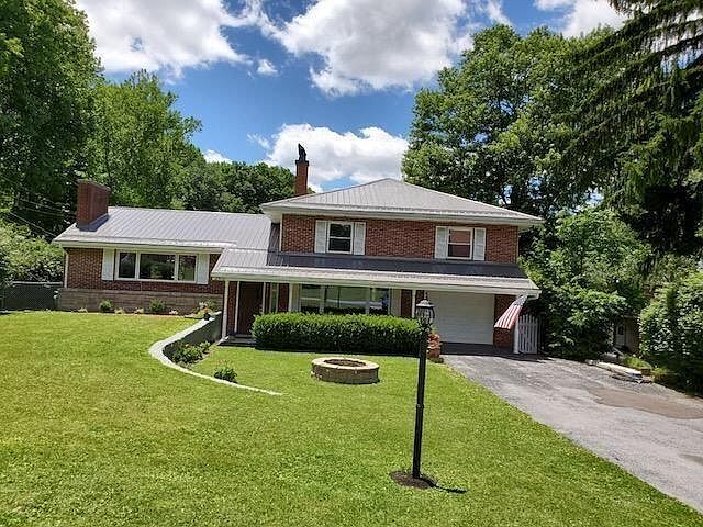 1st image of 2510 Cliffmont Ave
