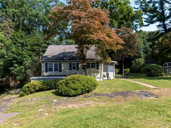 298 Spook Rock Road, Suffern, NY 10901