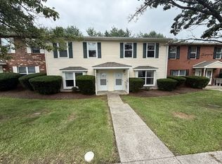 327 Pheasant Run Ct NW, Blacksburg, VA 24060