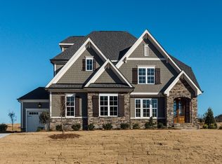122 Sunset Bluffs Dr, Fuquay Varina, NC 27526
